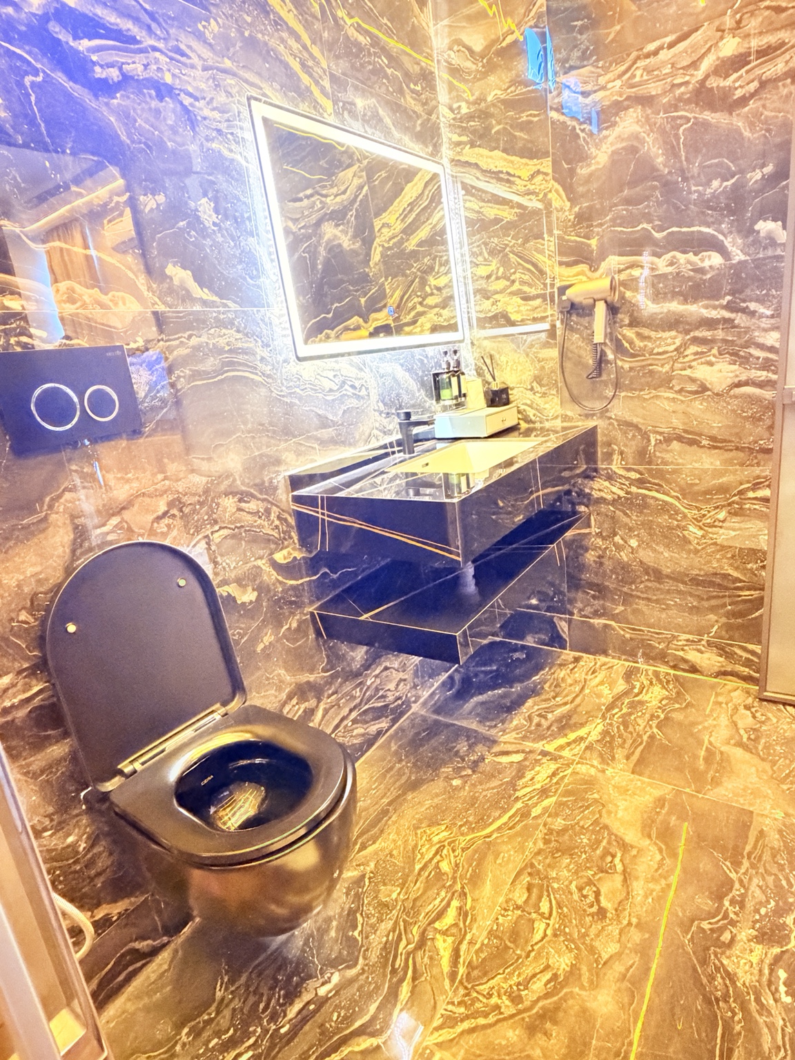 Single Room at Blackcode Residence